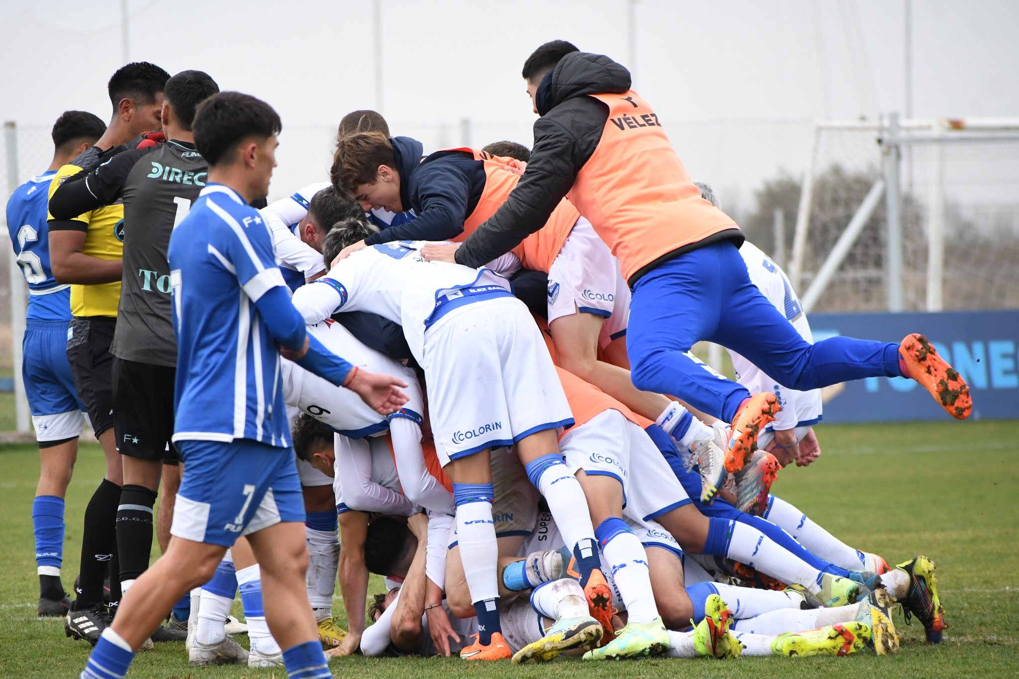 PRIMERA C: FINALIZÓ LA FECHA 24 DEL CAMPEONATO 